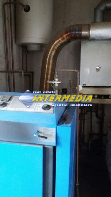 vila-de-vanzare-in-centru-6-camere-3-garaje-17